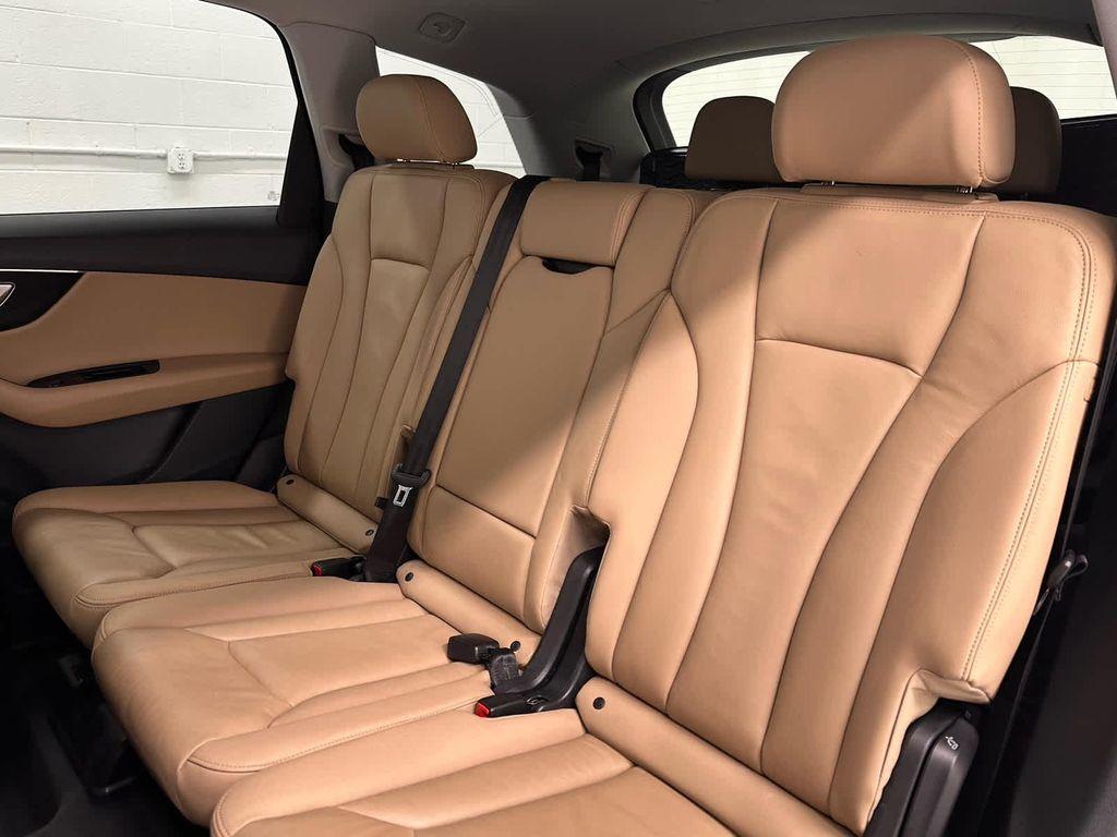 used 2023 Audi Q7 car, priced at $34,687