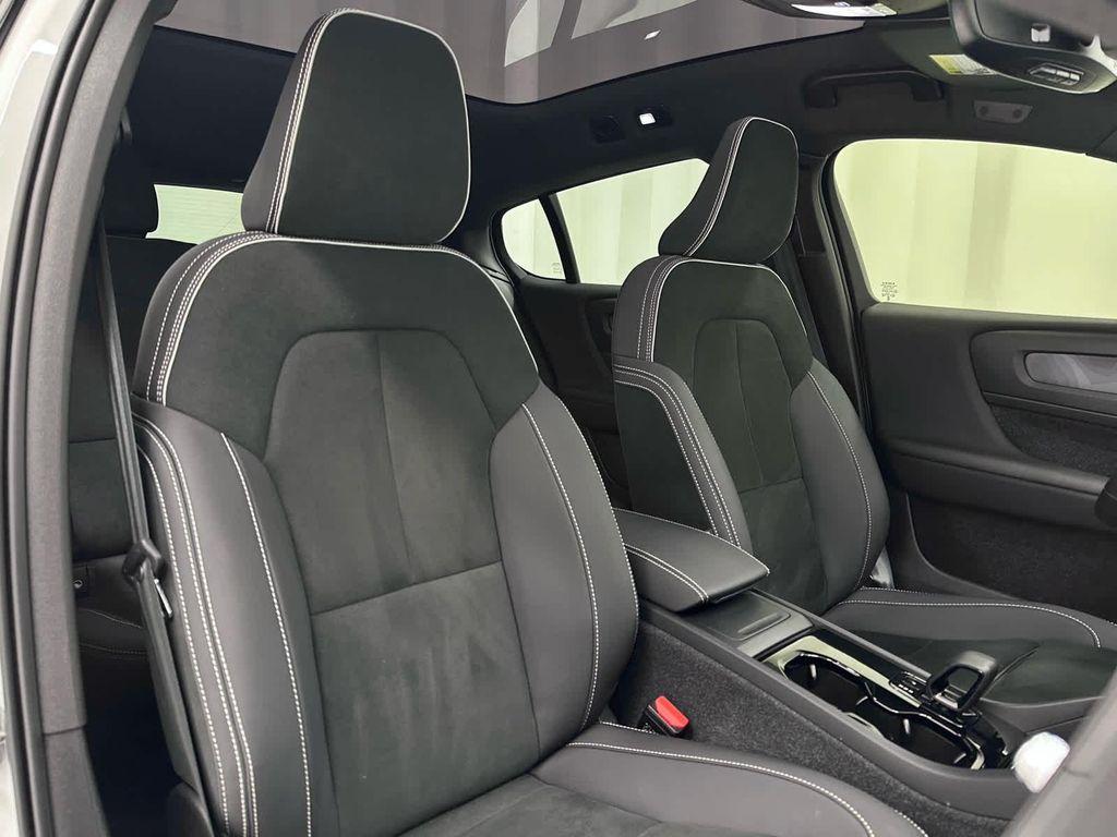 used 2023 Volvo C40 Recharge Pure Electric car, priced at $23,999