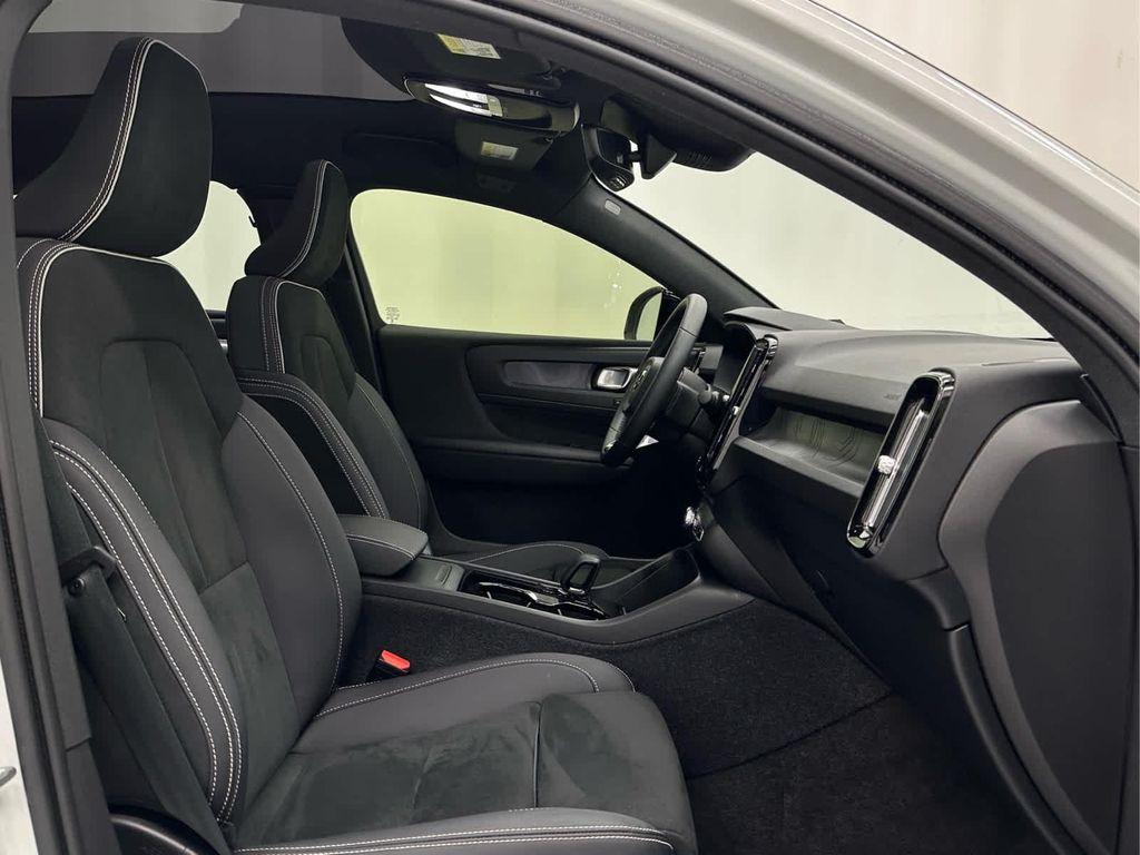 used 2023 Volvo C40 Recharge Pure Electric car, priced at $23,999