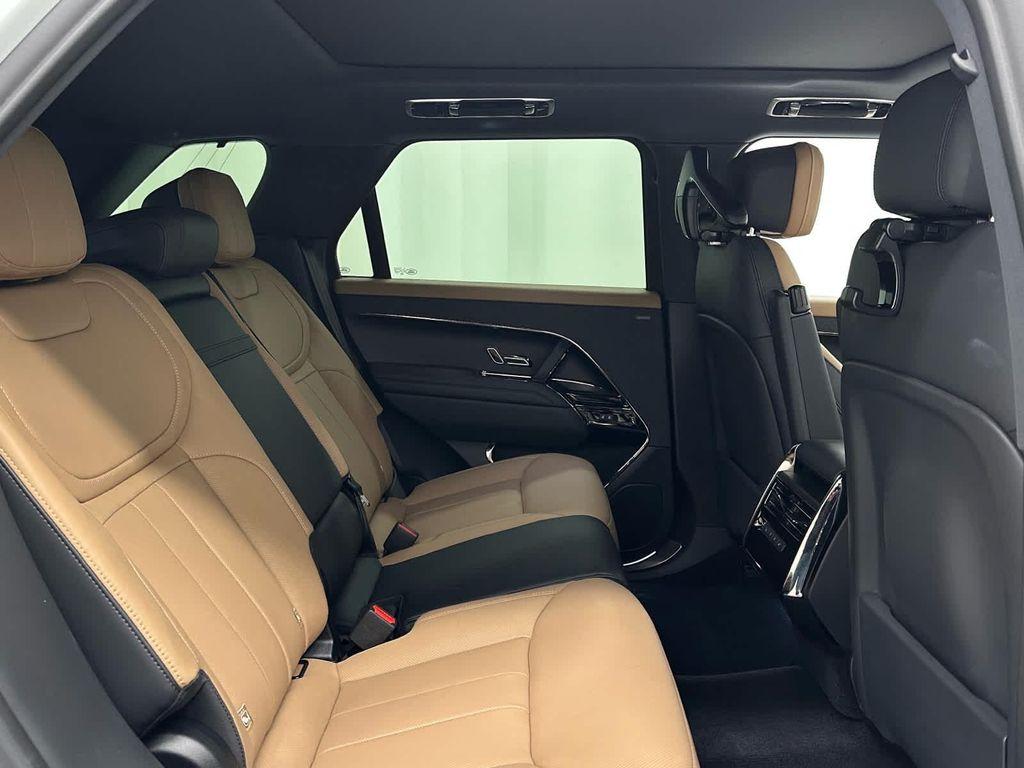 used 2025 Land Rover Range Rover Sport car, priced at $89,999