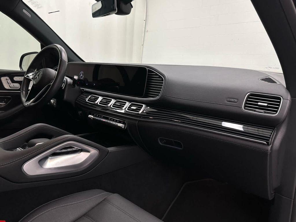 used 2024 Mercedes-Benz GLE 580 car, priced at $69,997