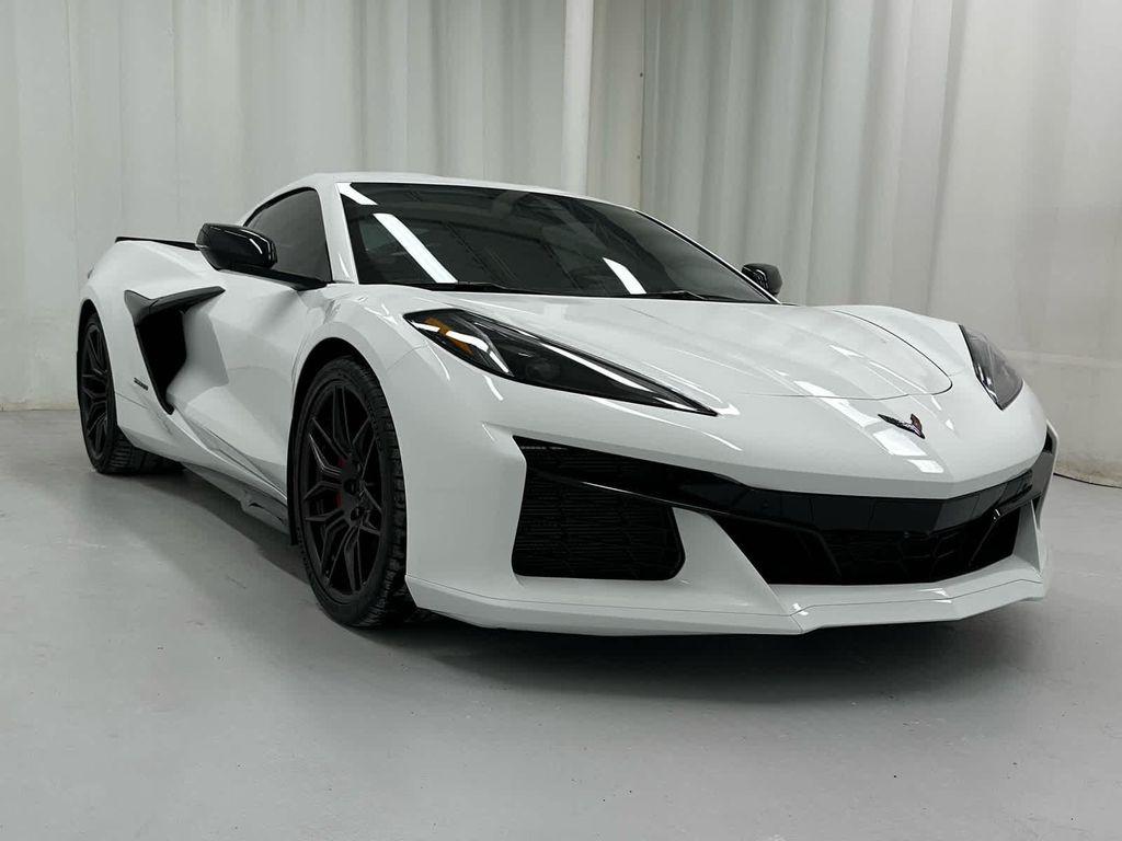 used 2024 Chevrolet Corvette car, priced at $111,999