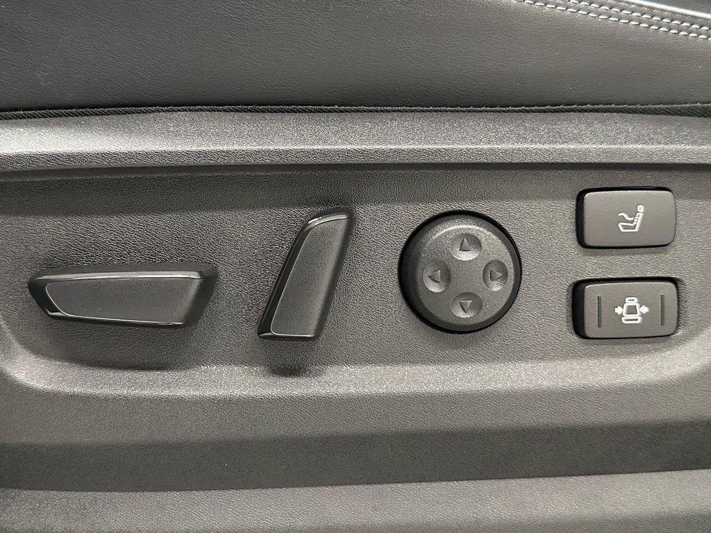 used 2025 INFINITI QX80 car, priced at $79,999