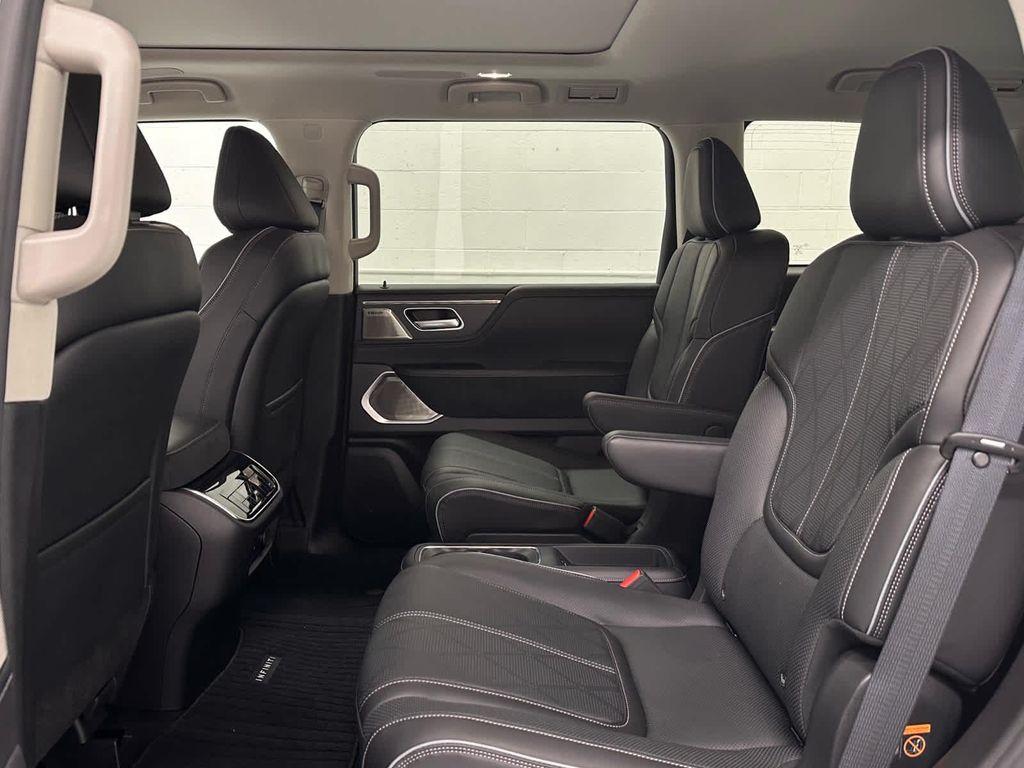 used 2025 INFINITI QX80 car, priced at $79,999