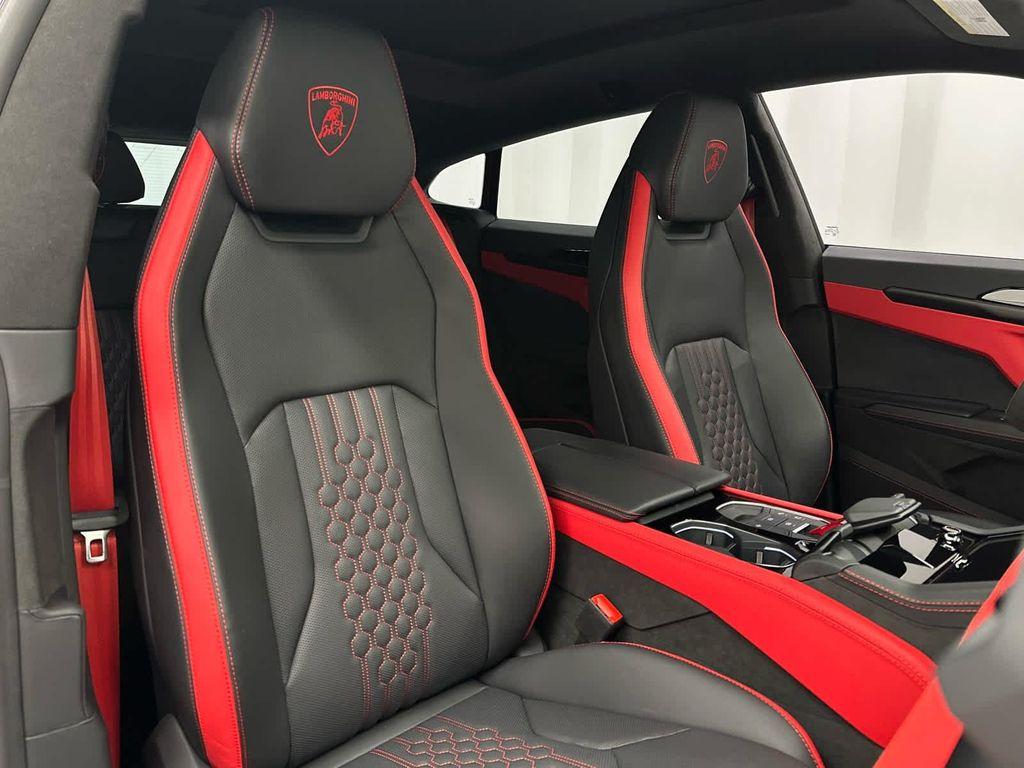 used 2025 Lamborghini Urus car, priced at $325,897