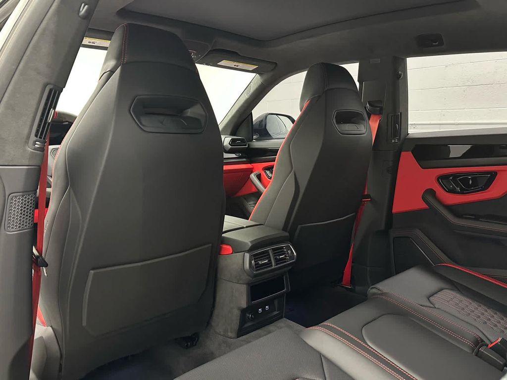 used 2025 Lamborghini Urus car, priced at $325,897