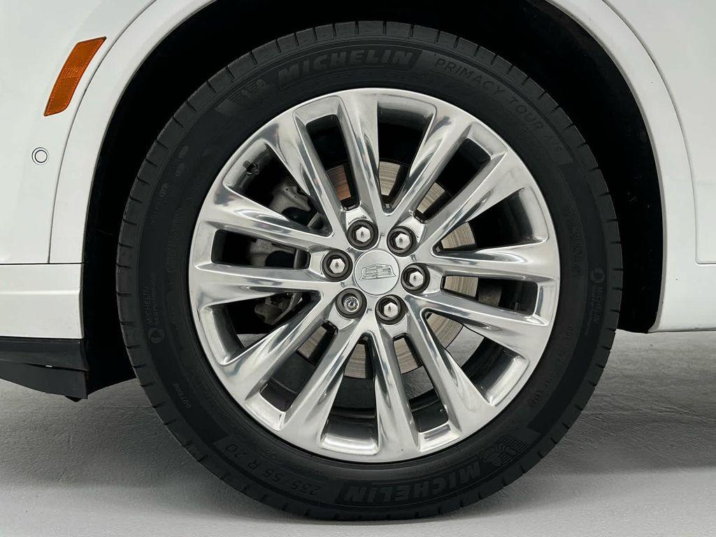 used 2023 Cadillac XT6 car, priced at $43,897