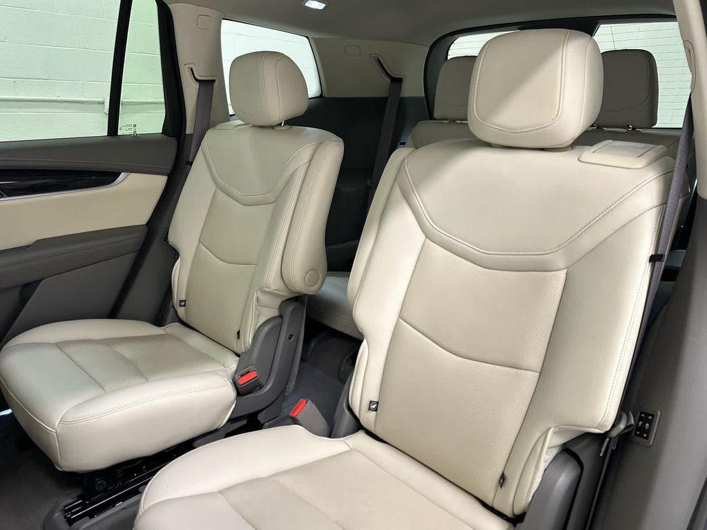 used 2023 Cadillac XT6 car, priced at $43,897