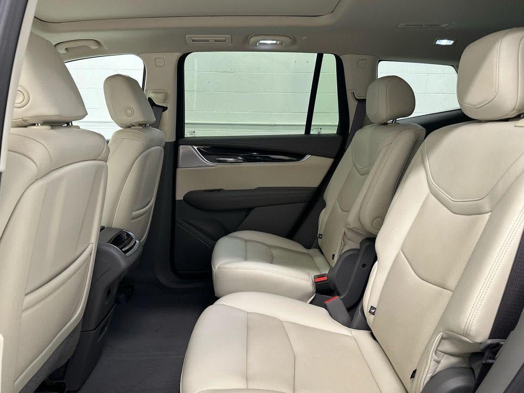 used 2023 Cadillac XT6 car, priced at $43,897