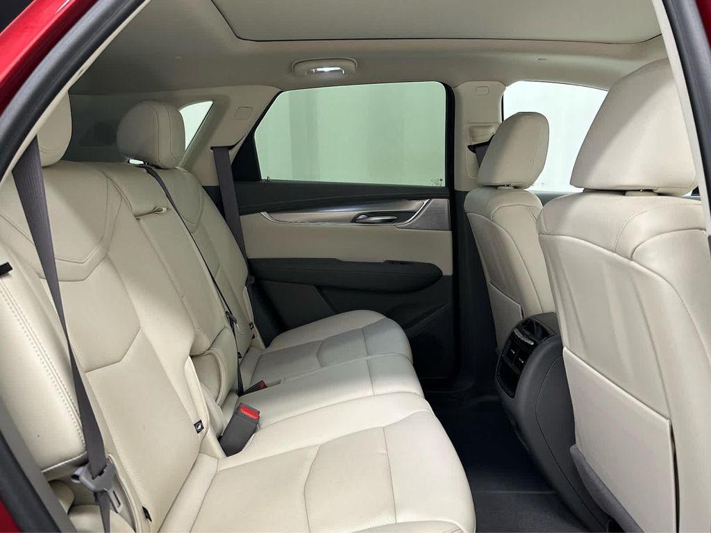 used 2023 Cadillac XT5 car, priced at $33,979