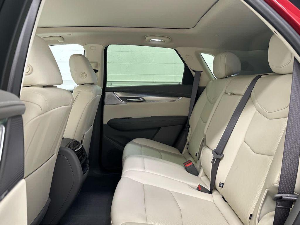 used 2023 Cadillac XT5 car, priced at $33,979