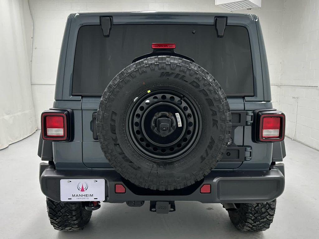 used 2025 Jeep Wrangler car, priced at $37,998