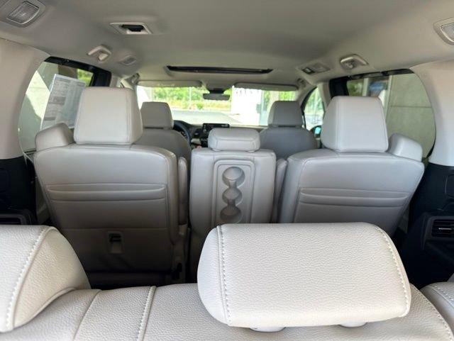 new 2026 Honda Odyssey car, priced at $44,188