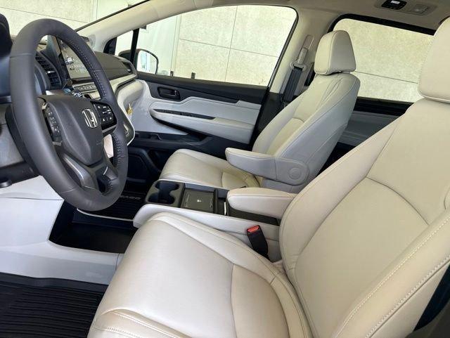new 2026 Honda Odyssey car, priced at $44,188