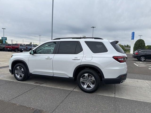 new 2026 Honda Pilot car, priced at $47,511