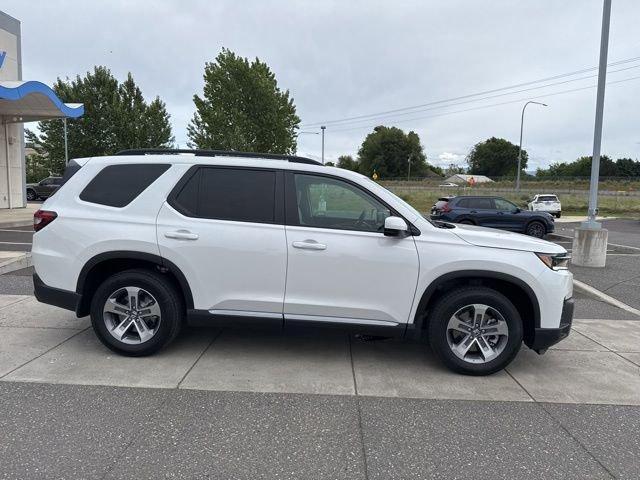new 2026 Honda Pilot car, priced at $47,511