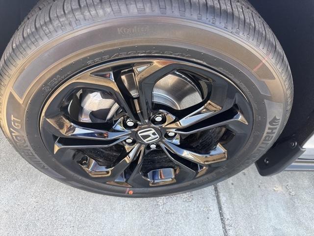 new 2025 Honda Accord car, priced at $30,274