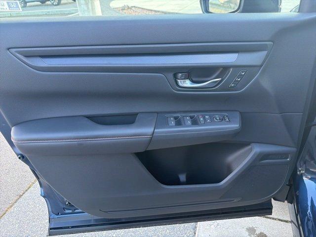 new 2026 Honda CR-V Hybrid car, priced at $40,268