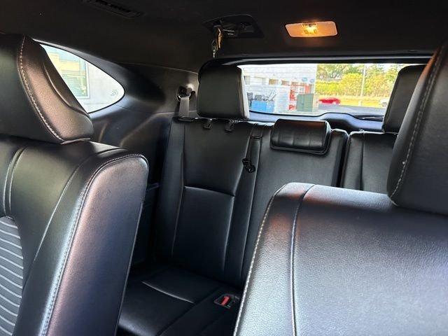 used 2022 Toyota Highlander car, priced at $31,818