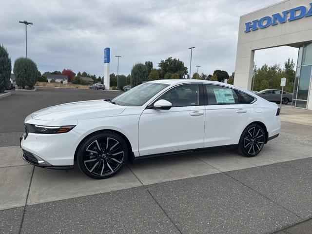 new 2025 Honda Accord Hybrid car, priced at $37,405