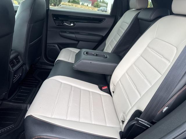 2023 White Honda CR-V Hybrid