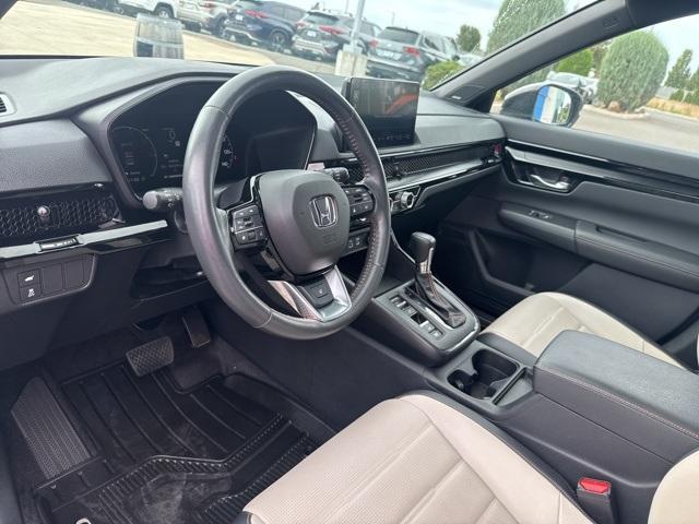 2023 White Honda CR-V Hybrid