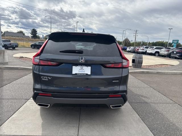2023 White Honda CR-V Hybrid