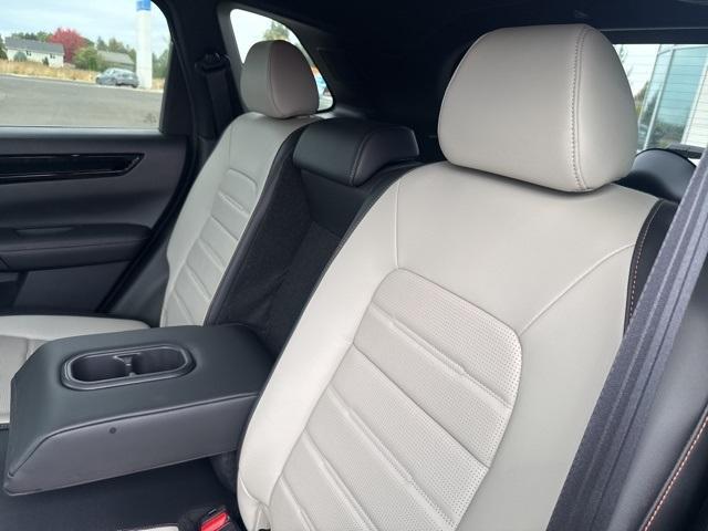 2023 White Honda CR-V Hybrid
