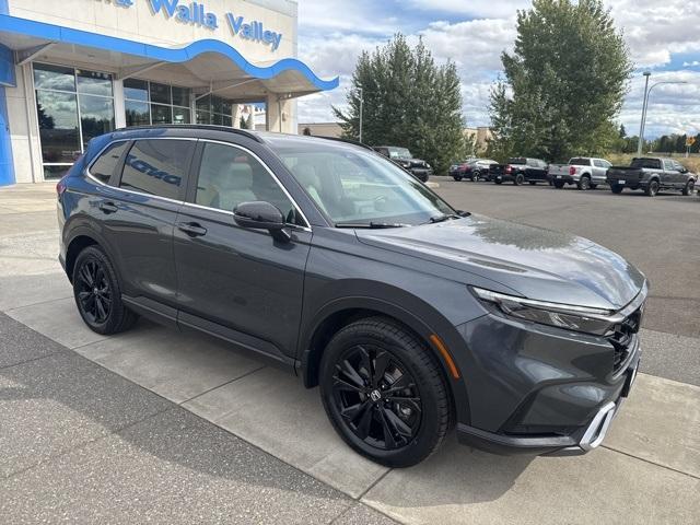 2023 White Honda CR-V Hybrid