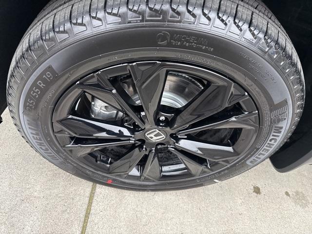 new 2026 Honda CR-V Hybrid car