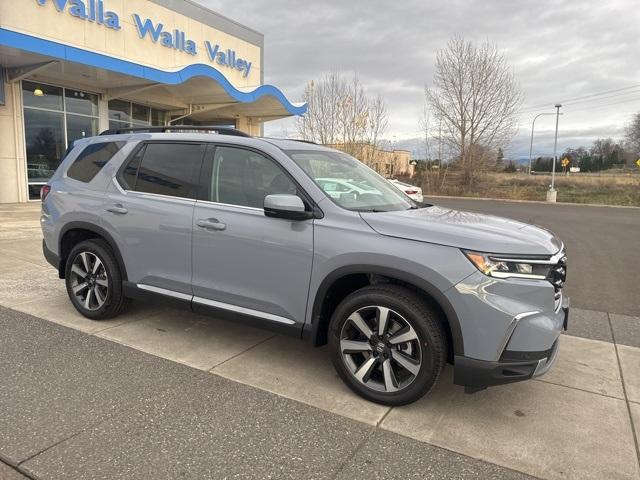 new 2025 Honda Pilot car, priced at $46,702