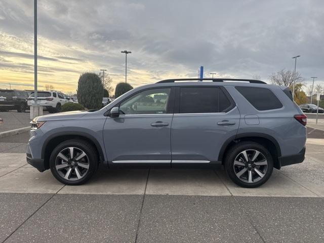new 2025 Honda Pilot car, priced at $46,702