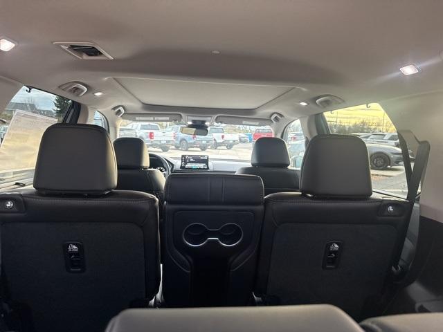 new 2025 Honda Pilot car, priced at $46,702