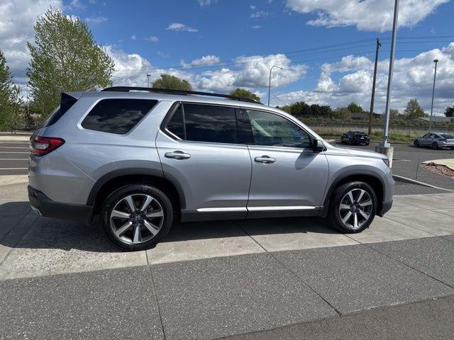 used 2023 Honda Pilot car, priced at $40,918