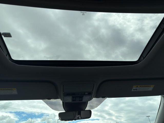 used 2024 Honda Odyssey car, priced at $42,894