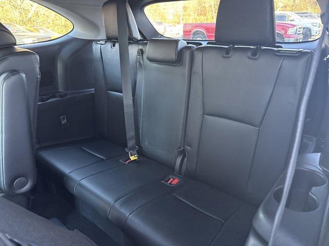 used 2022 Toyota Highlander car, priced at $35,980