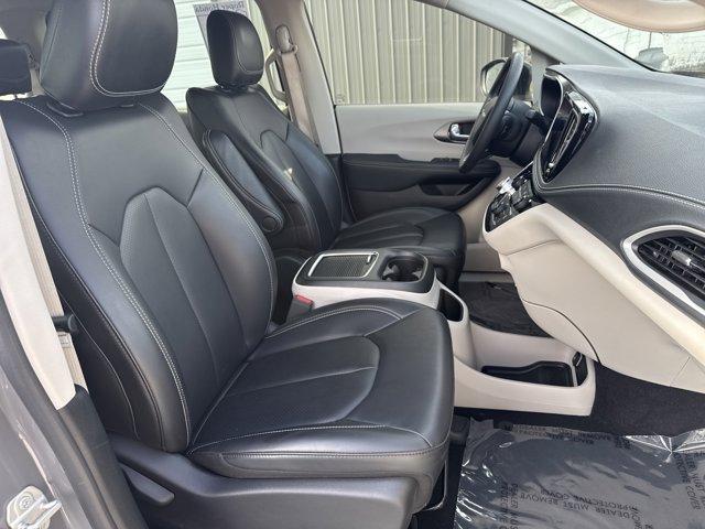 used 2023 Chrysler Pacifica car, priced at $21,984