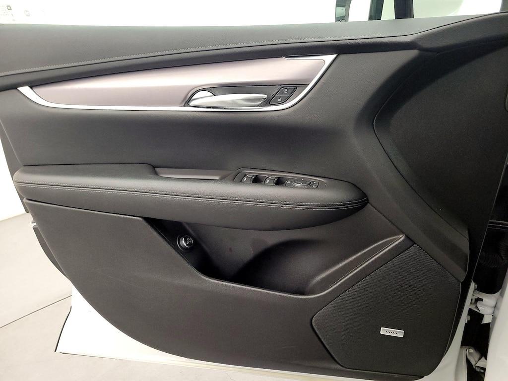 used 2021 Cadillac XT5 car, priced at $24,998