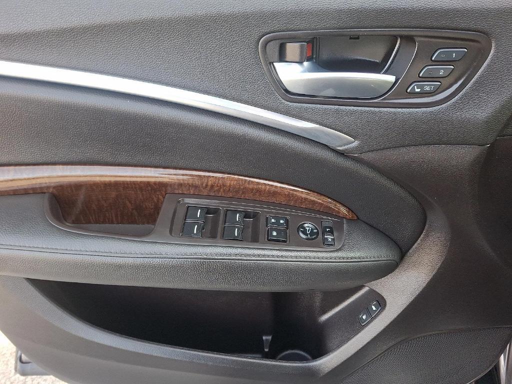 used 2020 Acura MDX car, priced at $23,798