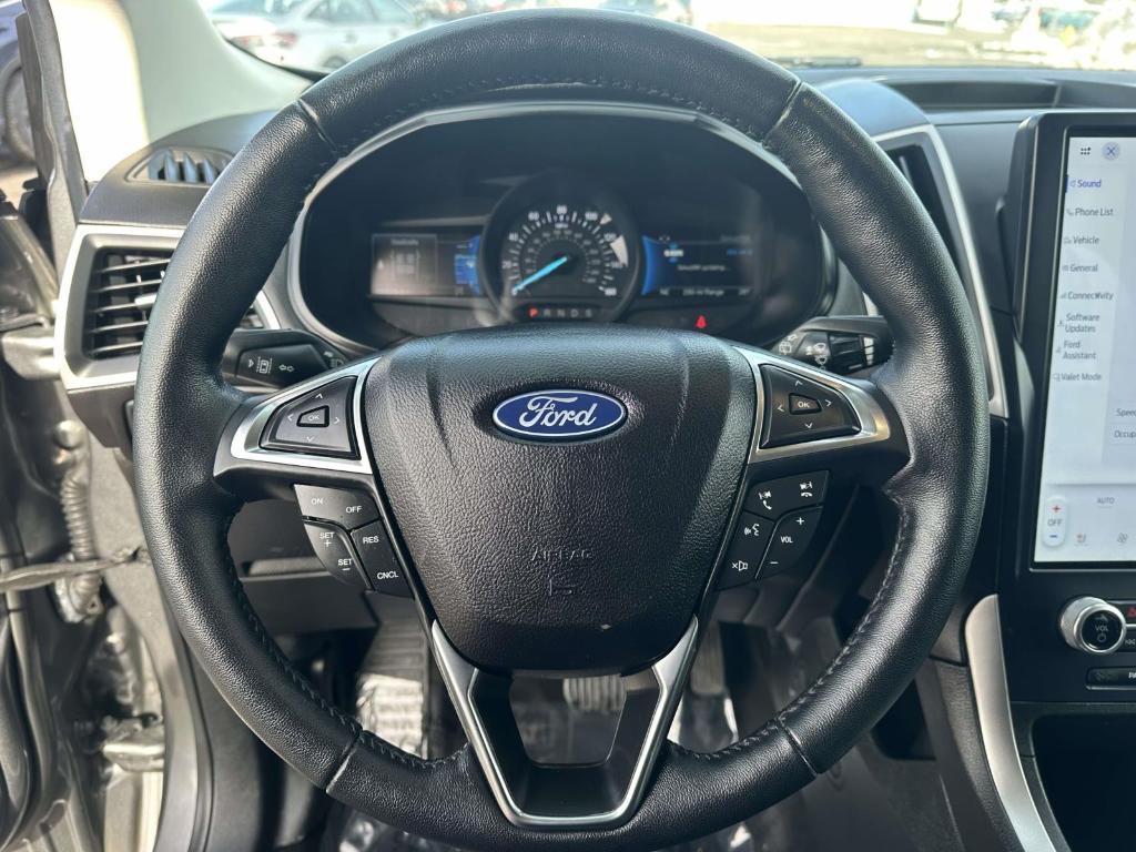 used 2022 Ford Edge car, priced at $14,998