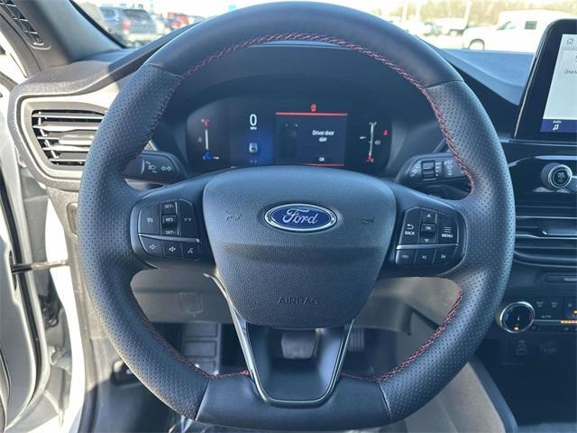 used 2025 Ford Escape car, priced at $24,998