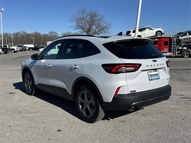 used 2025 Ford Escape car, priced at $24,998