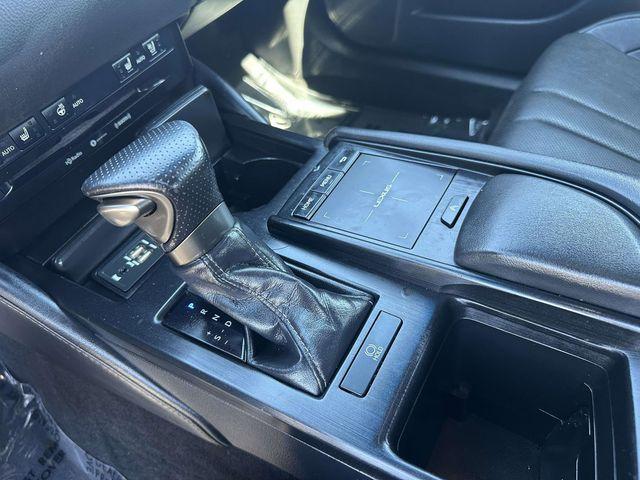 used 2019 Lexus ES 350 car, priced at $25,998