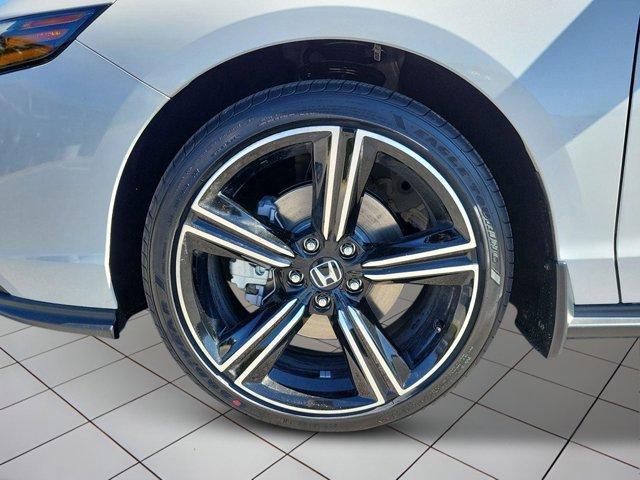 new 2026 Honda Accord Hybrid car