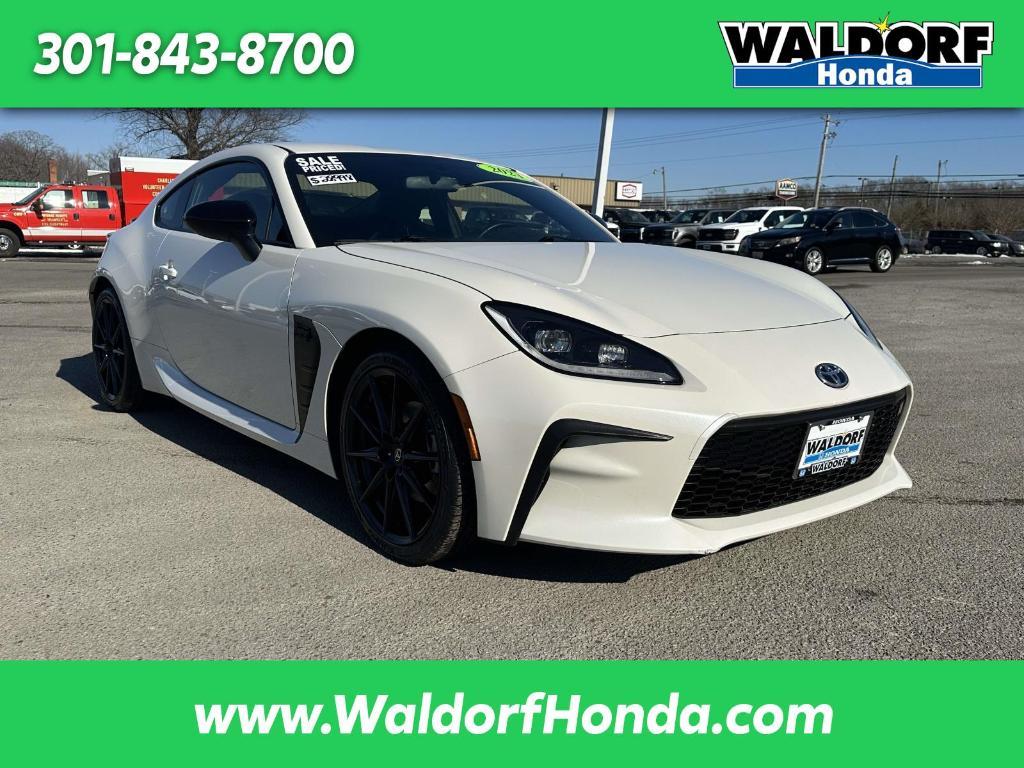 used 2023 Toyota GR86 car, priced at $27,798