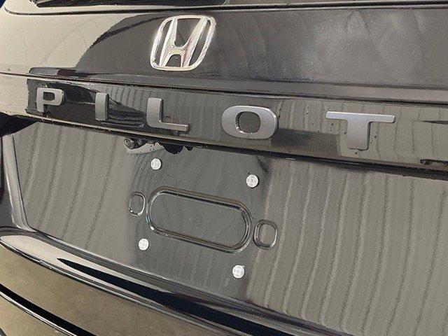 new 2025 Honda Pilot car, priced at $47,839