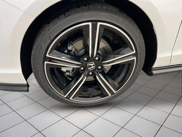 new 2025 Honda Accord Hybrid car