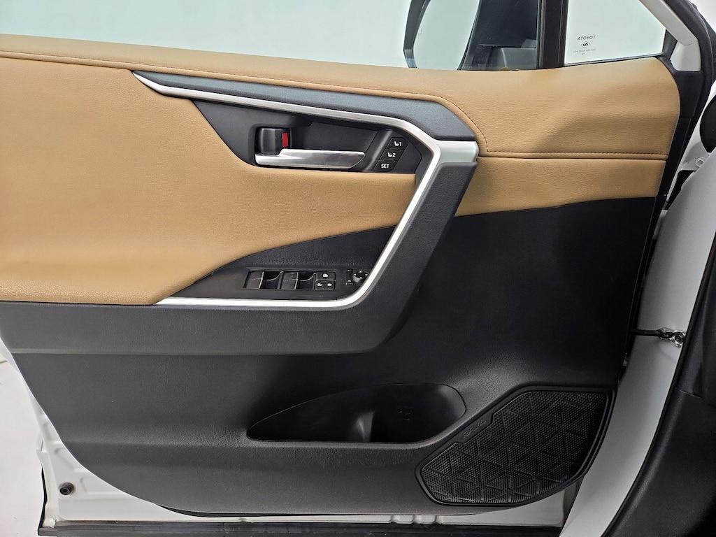 used 2020 Toyota RAV4 Hybrid car, priced at $30,998