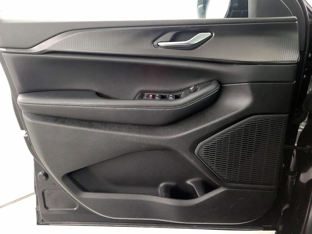 used 2023 Jeep Grand Cherokee L car, priced at $35,998