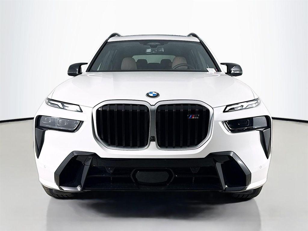 new 2026 BMW X7 car, priced at $121,275